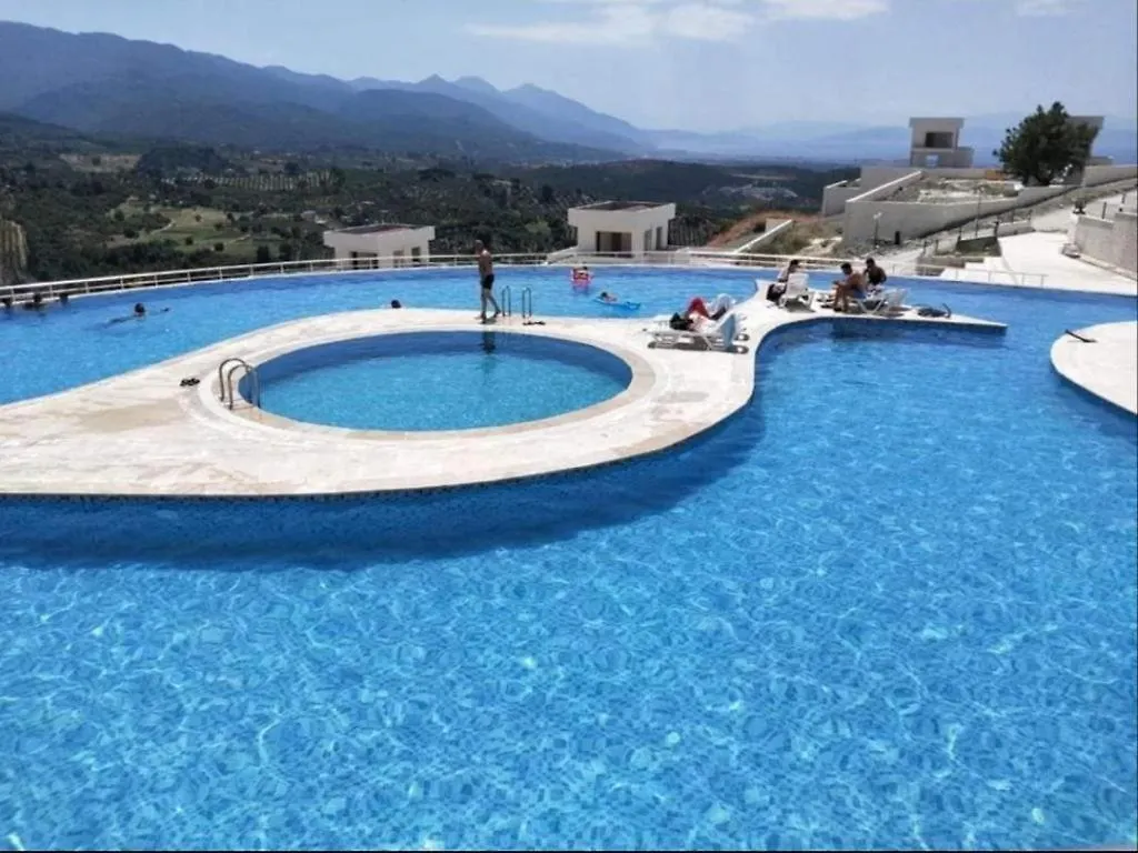 Esin Golf Resort Kuşadası Appartement
